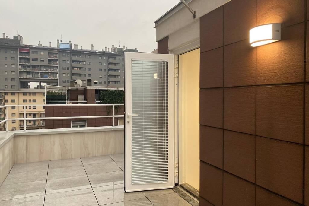 Appartamento ATTICO Milano-Bicocca Esterno foto